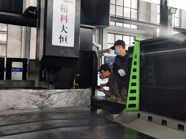 數(shù)控龍門銑床加工范圍有哪些？可以適用什么行業(yè)