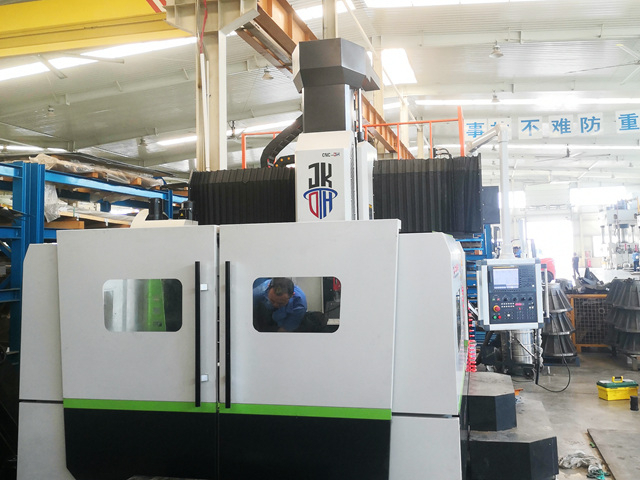 小型數(shù)控龍門銑床DHA2315具有什么優(yōu)勢？