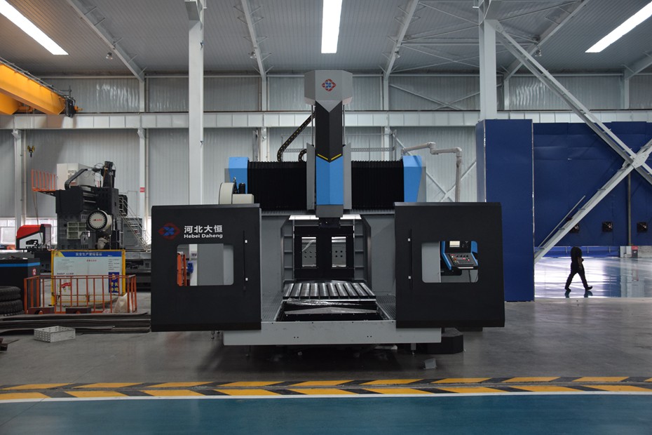 國產(chǎn)數(shù)控龍門加工中心.jpg 國產(chǎn)數(shù)控龍門加工中心.jpg